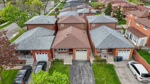 Photo 1 at 4 Greendowns Drive, Scarborough Village, Toronto