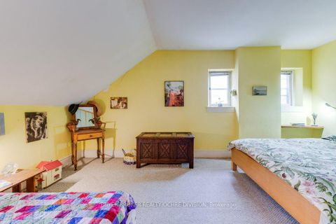 Photo 15 at 123 Collier Street, Moore Park, Toronto