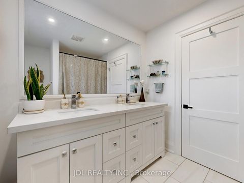 Photo 16 at 11 Hedge Road, Sutton & Jackson's Point, Georgina