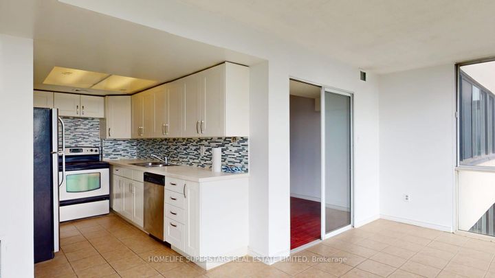 Photo 18 at 1204 - 10 Markbrook Lane, Jamestown, Toronto