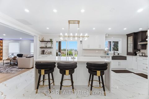 Photo 13 at 265 Wycliffe Avenue, Islington Woods, Vaughan