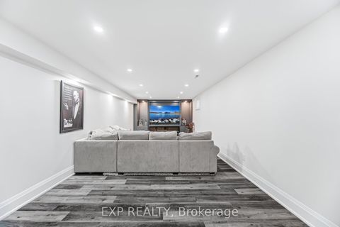 Photo 35 at 265 Wycliffe Avenue, Islington Woods, Vaughan