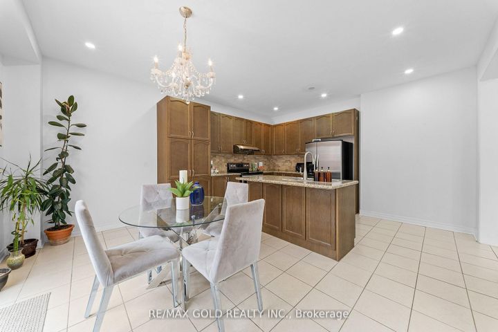 Photo 8 at 36 Ocean Ridge Drive E, Wellington, Brampton