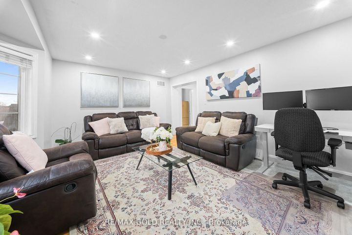 Photo 18 at 36 Ocean Ridge Drive E, Wellington, Brampton