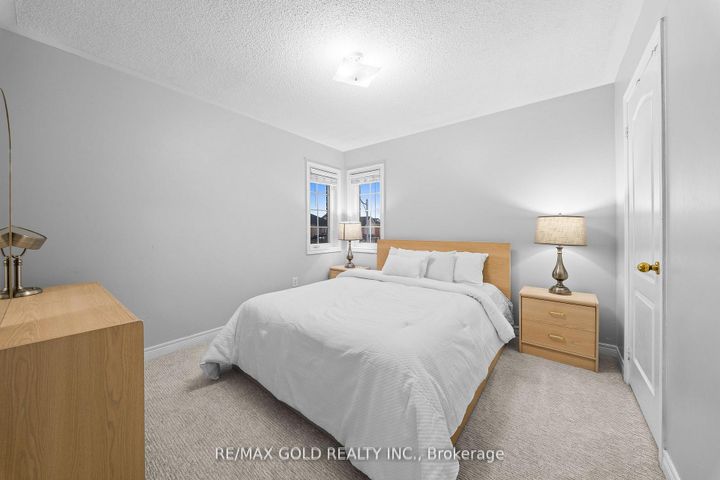Photo 26 at 36 Ocean Ridge Drive E, Wellington, Brampton