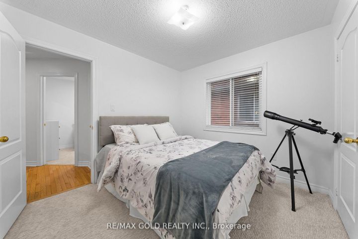 Photo 28 at 36 Ocean Ridge Drive E, Wellington, Brampton