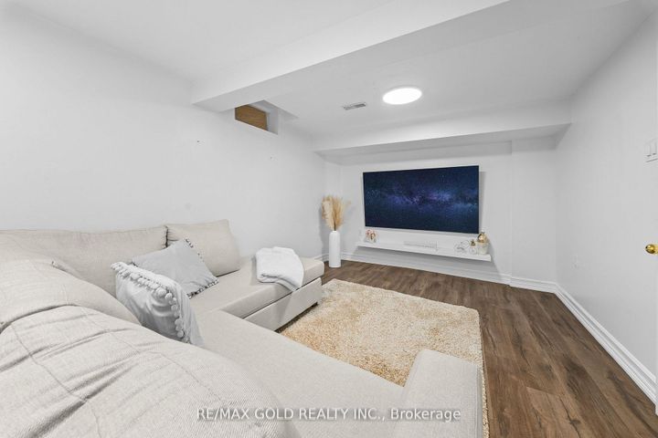 Photo 37 at 36 Ocean Ridge Drive E, Wellington, Brampton