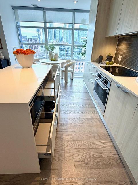 Photo 8 at 1101 - 501 Adelaide Street W, Waterfront Communities C1, Toronto