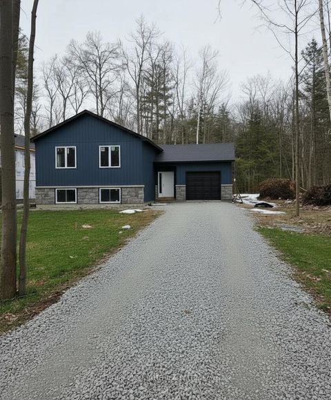 Photo 1 at 3183 Cove Avenue, Rural Innisfil, Innisfil