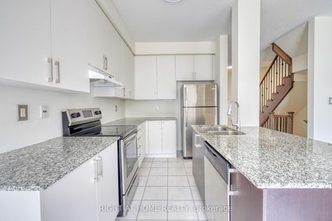 Photo 12 at 53 Sandwell Street, Vellore Village, Vaughan