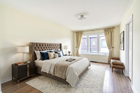 Photo 16 at 53 Sandwell Street, Vellore Village, Vaughan