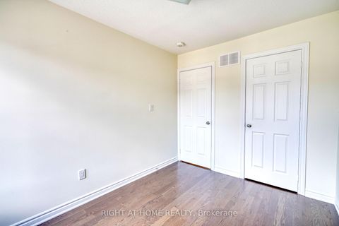 Photo 25 at 53 Sandwell Street, Vellore Village, Vaughan