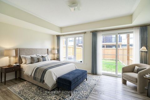 Photo 32 at 53 Sandwell Street, Vellore Village, Vaughan