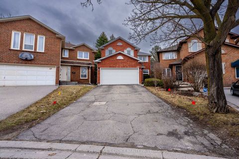 Photo 0 at 15 Kilbarry Court, South Richvale, Richmond Hill