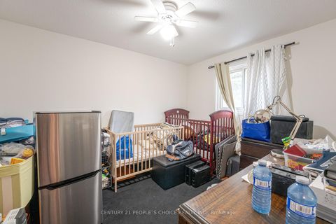 Photo 37 at 15 Kilbarry Court, South Richvale, Richmond Hill