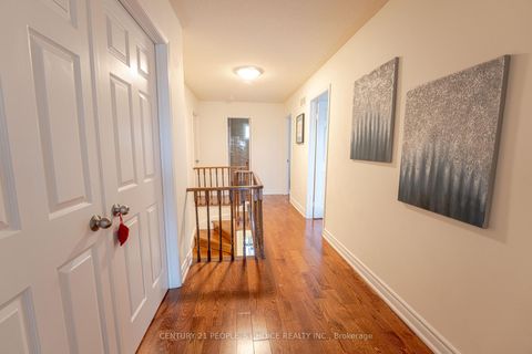 Photo 40 at 15 Kilbarry Court, South Richvale, Richmond Hill