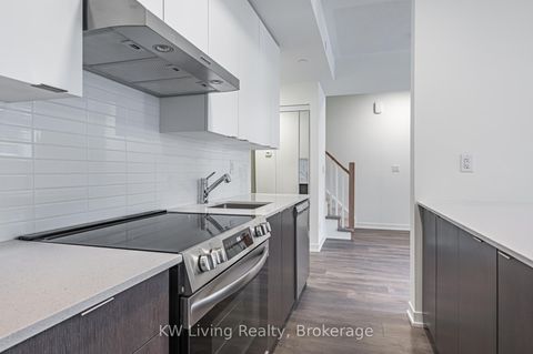 Photo 13 at 210 - 145 Canon Jackson Drive, Greenbrook, Toronto