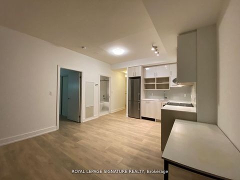 Photo 4 at 807 - 150 Fairview Mall Drive, Don Valley Village, Toronto