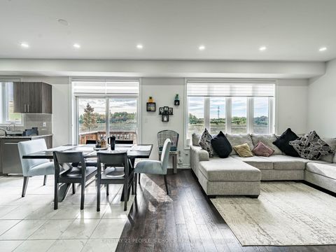 Photo 6 at 257 Duncan Street, Stayner, Clearview