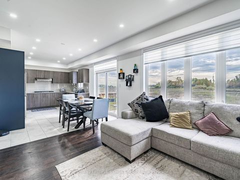 Photo 8 at 257 Duncan Street, Stayner, Clearview