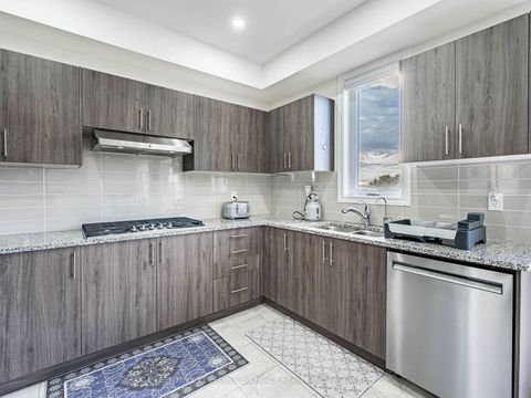 Photo 12 at 257 Duncan Street, Stayner, Clearview