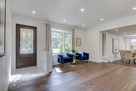 Photo 5 at 98 Belfry Drive, Leslie Valley, Newmarket