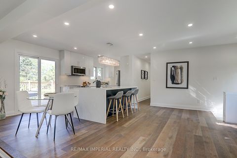 Photo 11 at 98 Belfry Drive, Leslie Valley, Newmarket