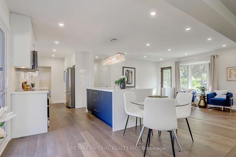 Photo 12 at 98 Belfry Drive, Leslie Valley, Newmarket