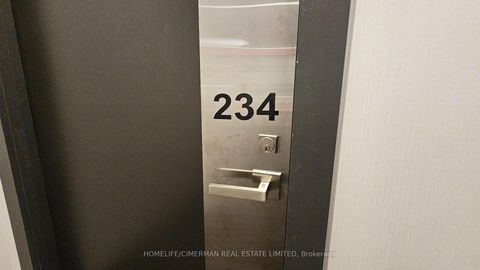 Photo 21 at 234 - 9471 Yonge Street, Observatory, Richmond Hill