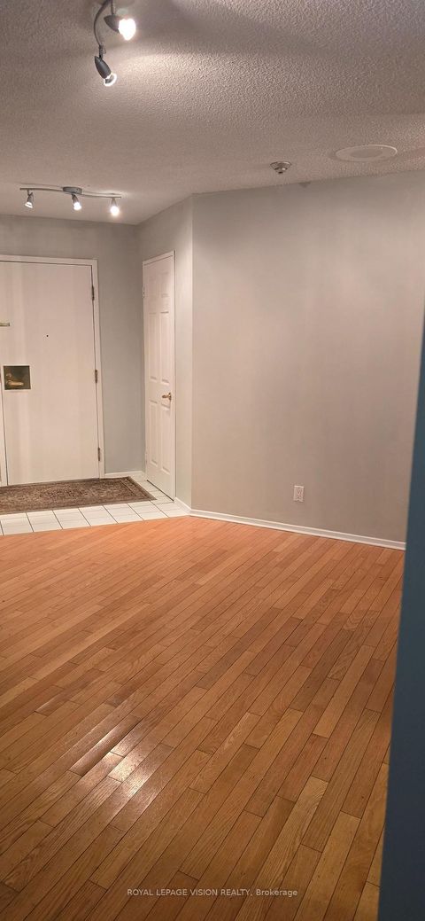 Photo 6 at 106 - 3231 Eglinton Avenue E, Scarborough Village, Toronto