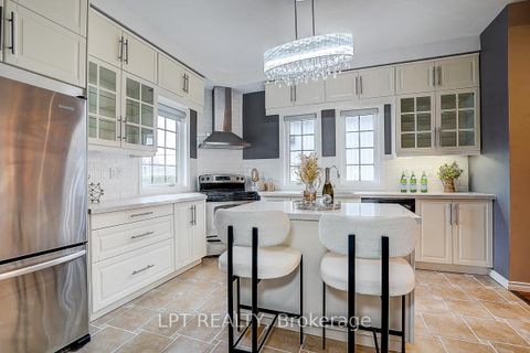 Photo 4 at 774 Churchill Lane, Historic Lakeshore Communities, Georgina