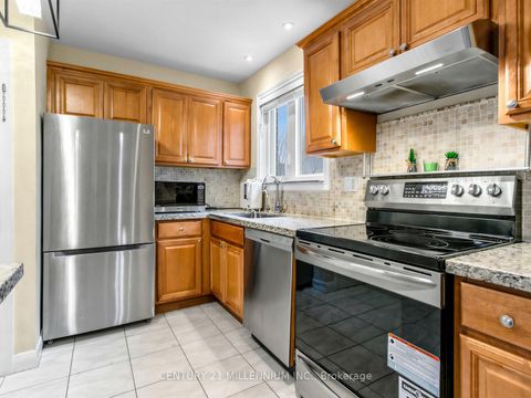 Photo 12 at 1426 Wilson Avenue, CFB, Toronto