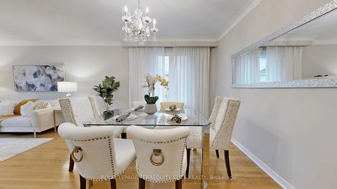 Photo 13 at 27 Doverwood Court, Newtonbrook East, Toronto