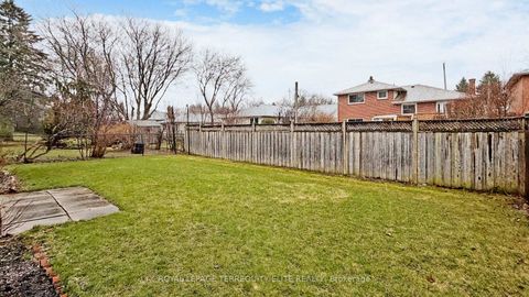 Photo 47 at 27 Doverwood Court, Newtonbrook East, Toronto