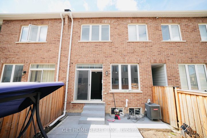 Photo 22 at 29 Goulston Street, Northwest Brampton, Brampton