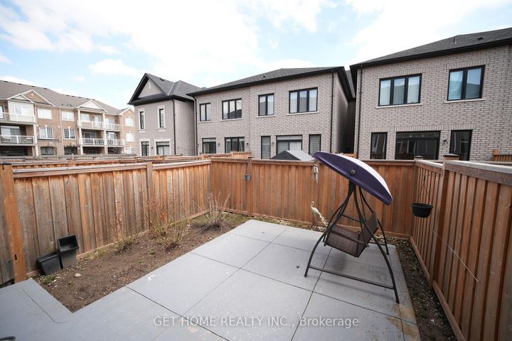 Photo 23 at 29 Goulston Street, Northwest Brampton, Brampton