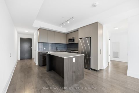 Photo 2 at 604 - 20 Brin Drive, Humber Valley, Toronto