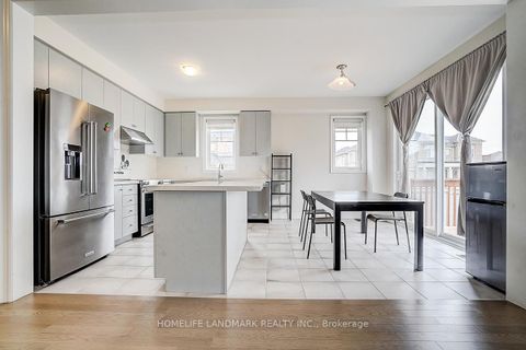 Photo 13 at 57 Faimira Avenue, Keswick South, Georgina