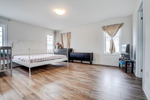 Photo 23 at 57 Faimira Avenue, Keswick South, Georgina