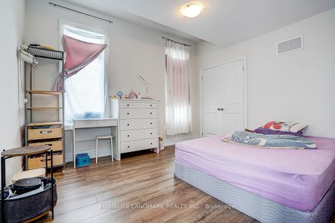 Photo 29 at 57 Faimira Avenue, Keswick South, Georgina