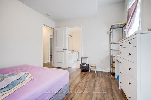 Photo 30 at 57 Faimira Avenue, Keswick South, Georgina