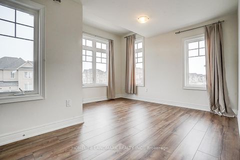 Photo 33 at 57 Faimira Avenue, Keswick South, Georgina