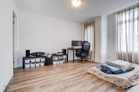 Photo 37 at 57 Faimira Avenue, Keswick South, Georgina