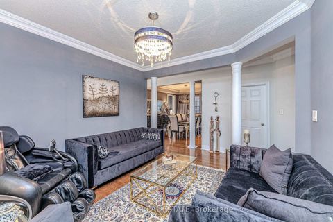 Photo 8 at 651 Via Romano Boulevard, Patterson, Vaughan