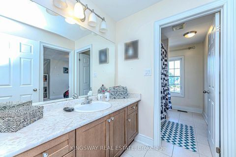 Photo 31 at 651 Via Romano Boulevard, Patterson, Vaughan