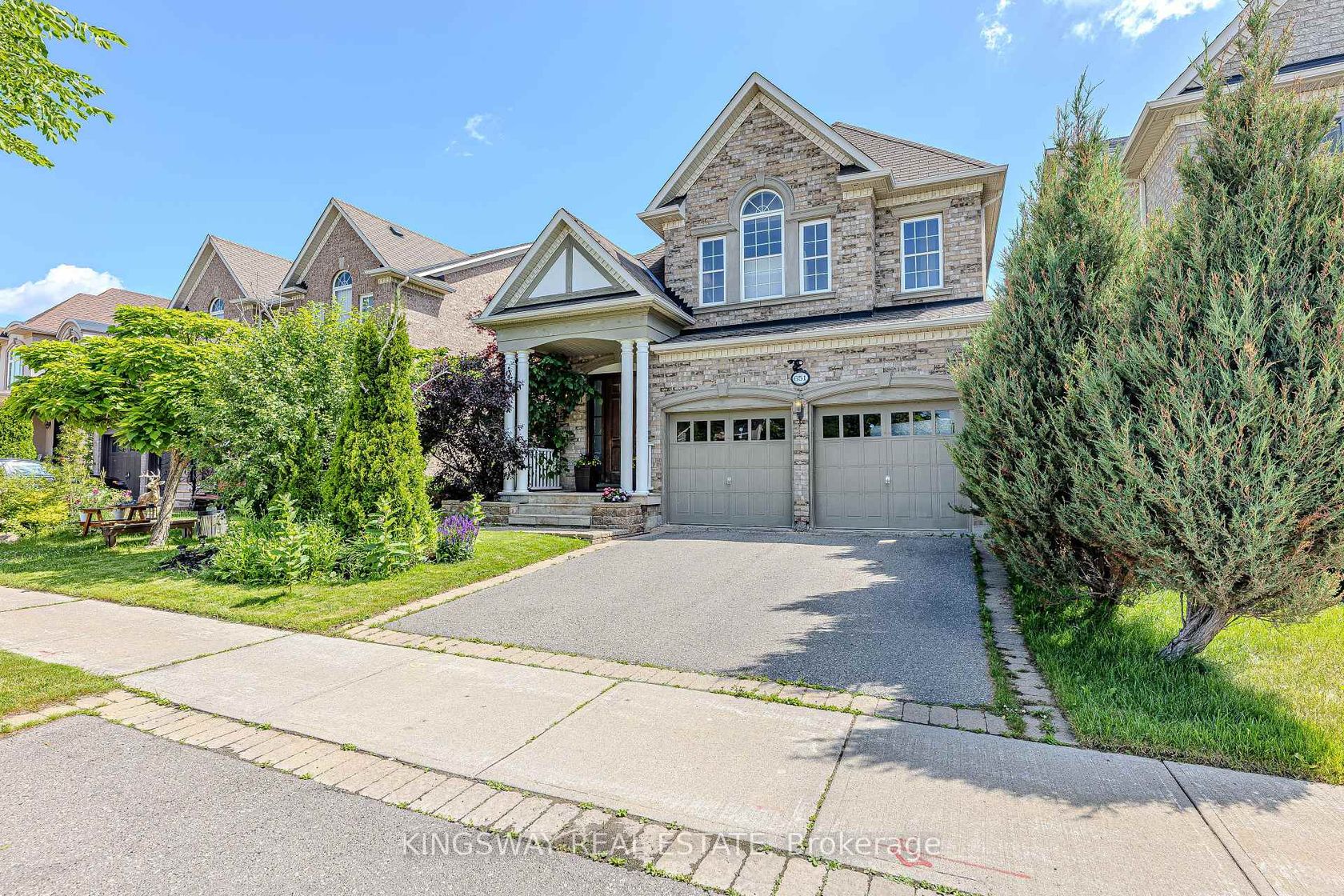 651 Via Romano Boulevard, Patterson, Vaughan photo number 2