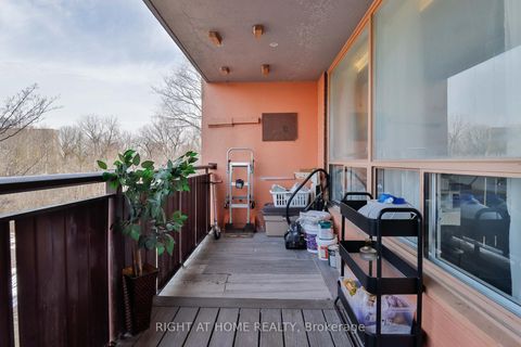 Photo 13 at 509 - 15 London Green Court, Jane Heights, Toronto