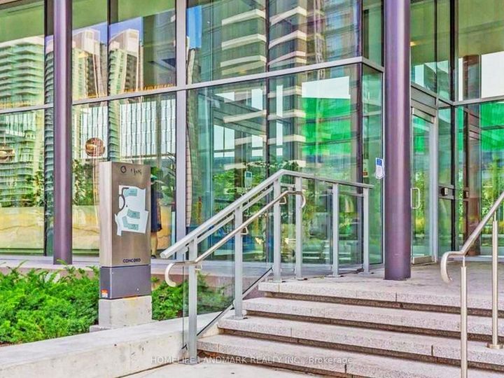 Photo 26 at 2011 - 117 Mcmahon Drive, Bayview Village, Toronto