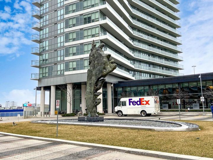 Photo 27 at 2011 - 117 Mcmahon Drive, Bayview Village, Toronto