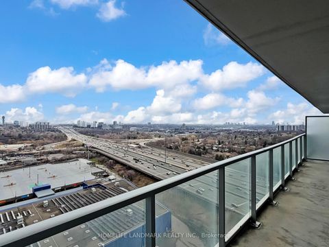 Photo 18 at 2011 - 117 Mcmahon Drive, Bayview Village, Toronto